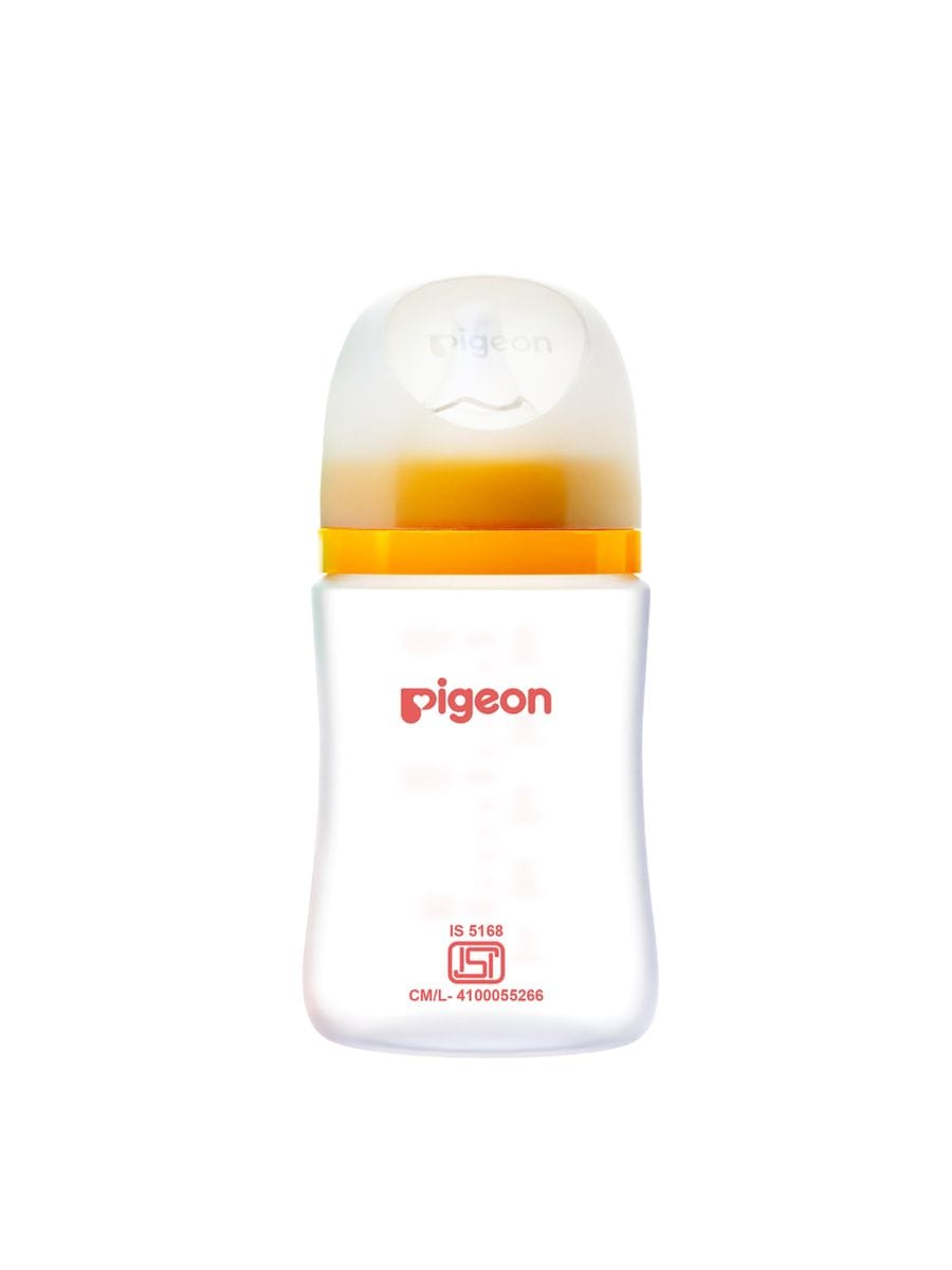 Pigeon Softlatch Feeding Bottle 0+Months 160ML